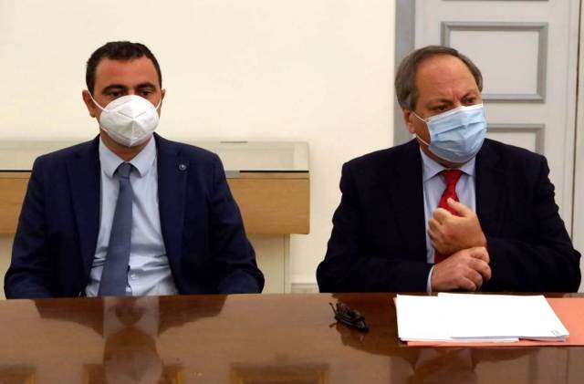 Comune di Caltagirone: Inapplicabile riduzione 20 % Imu a contribuenti per ok addebito su c/c 